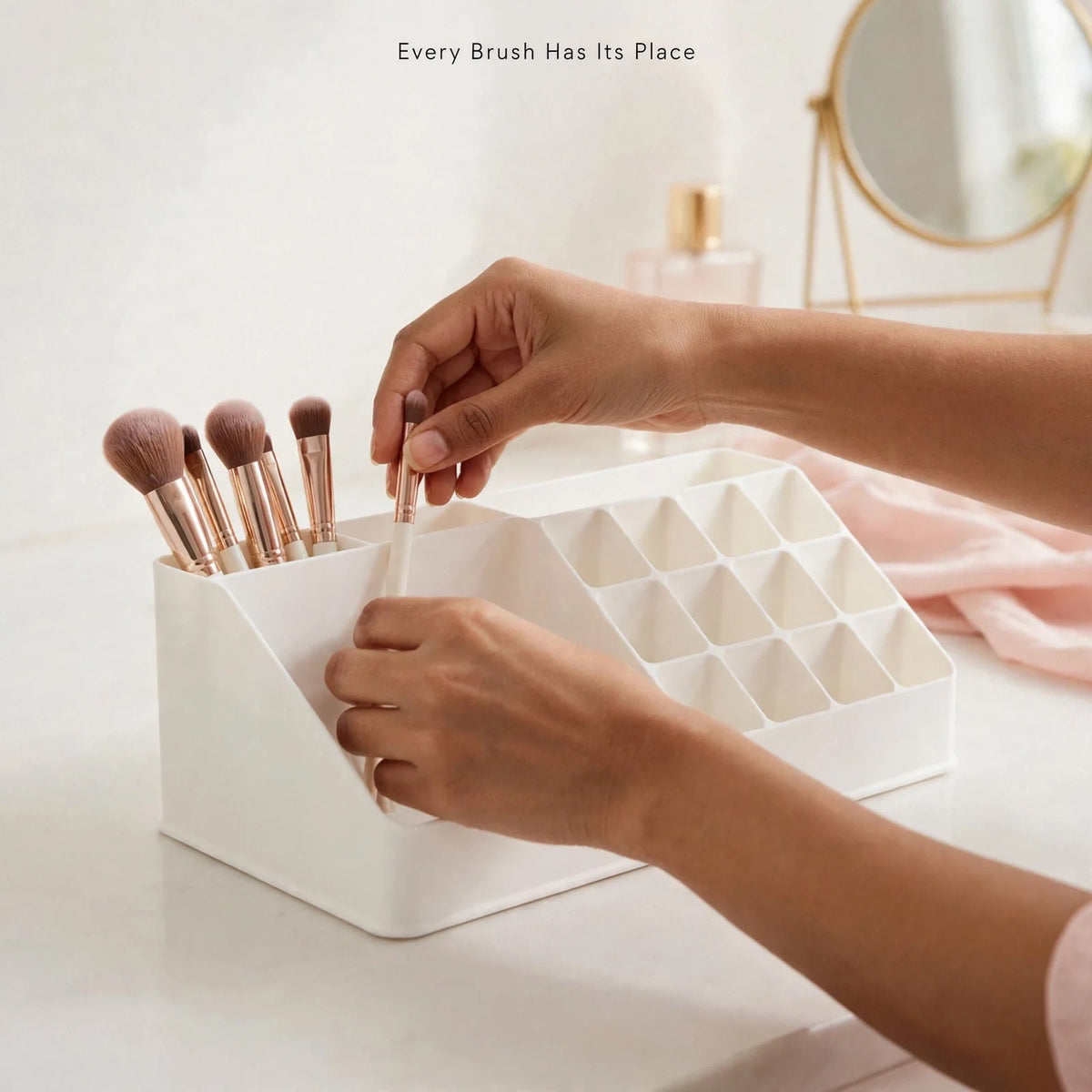 Makeup Organizer Box – Multi-Compartment Storage